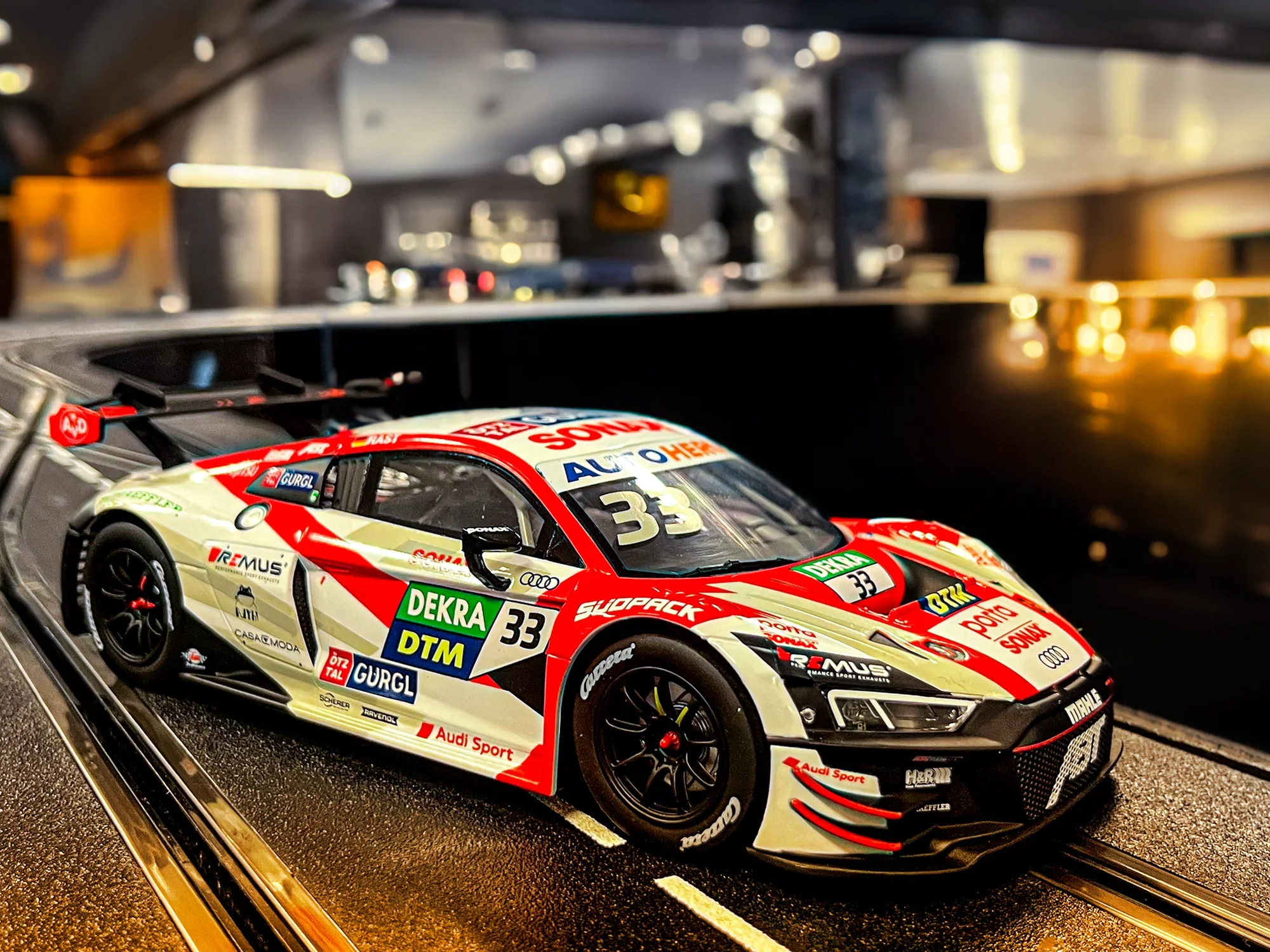 Audi R8 LMS GT3 evo II „Team Abt, Rene Rast, No.33“ - Clubmodell 2023 - Image 3