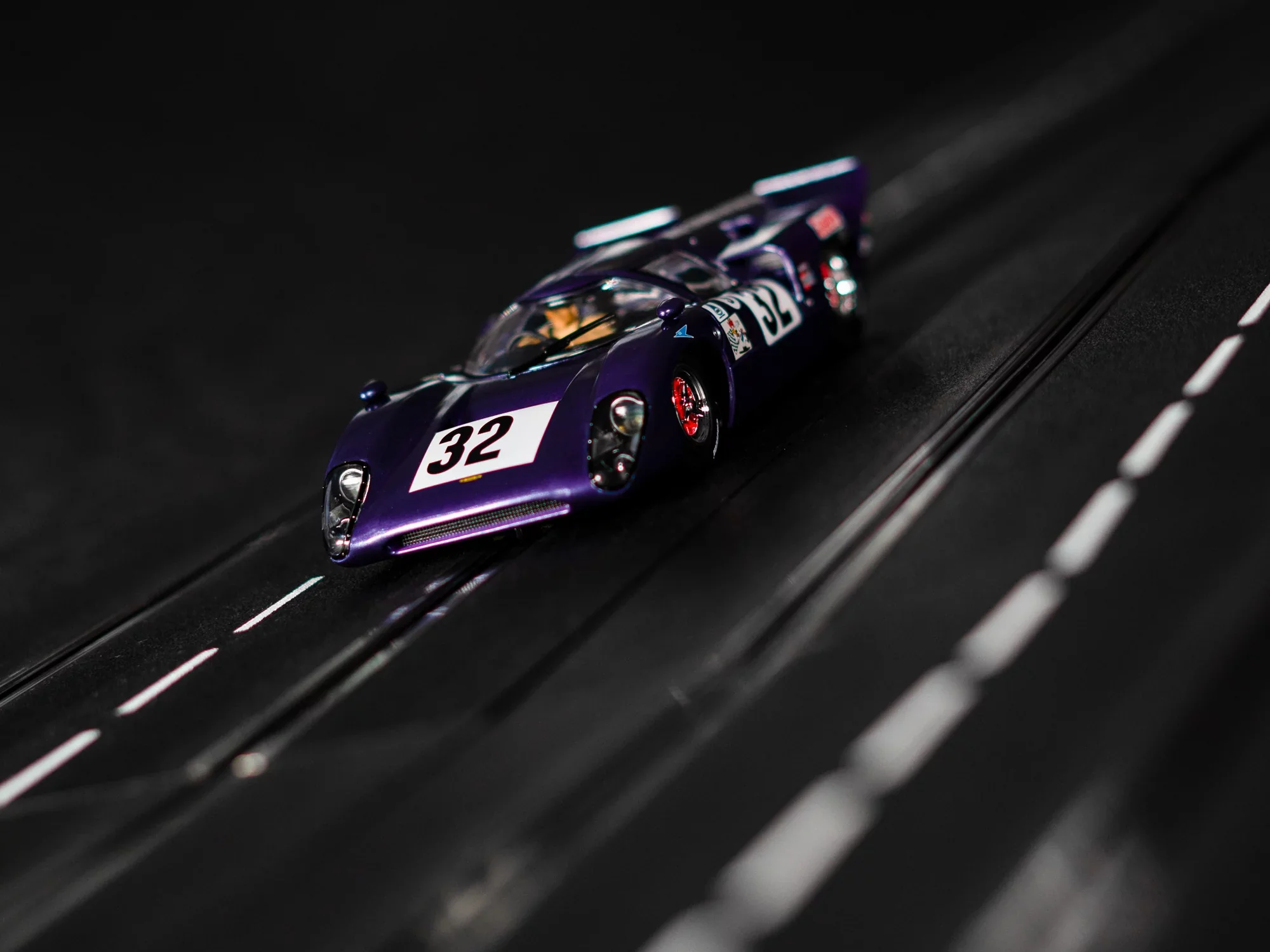 Lola T70 MKIIIb “No.32” - Image 2