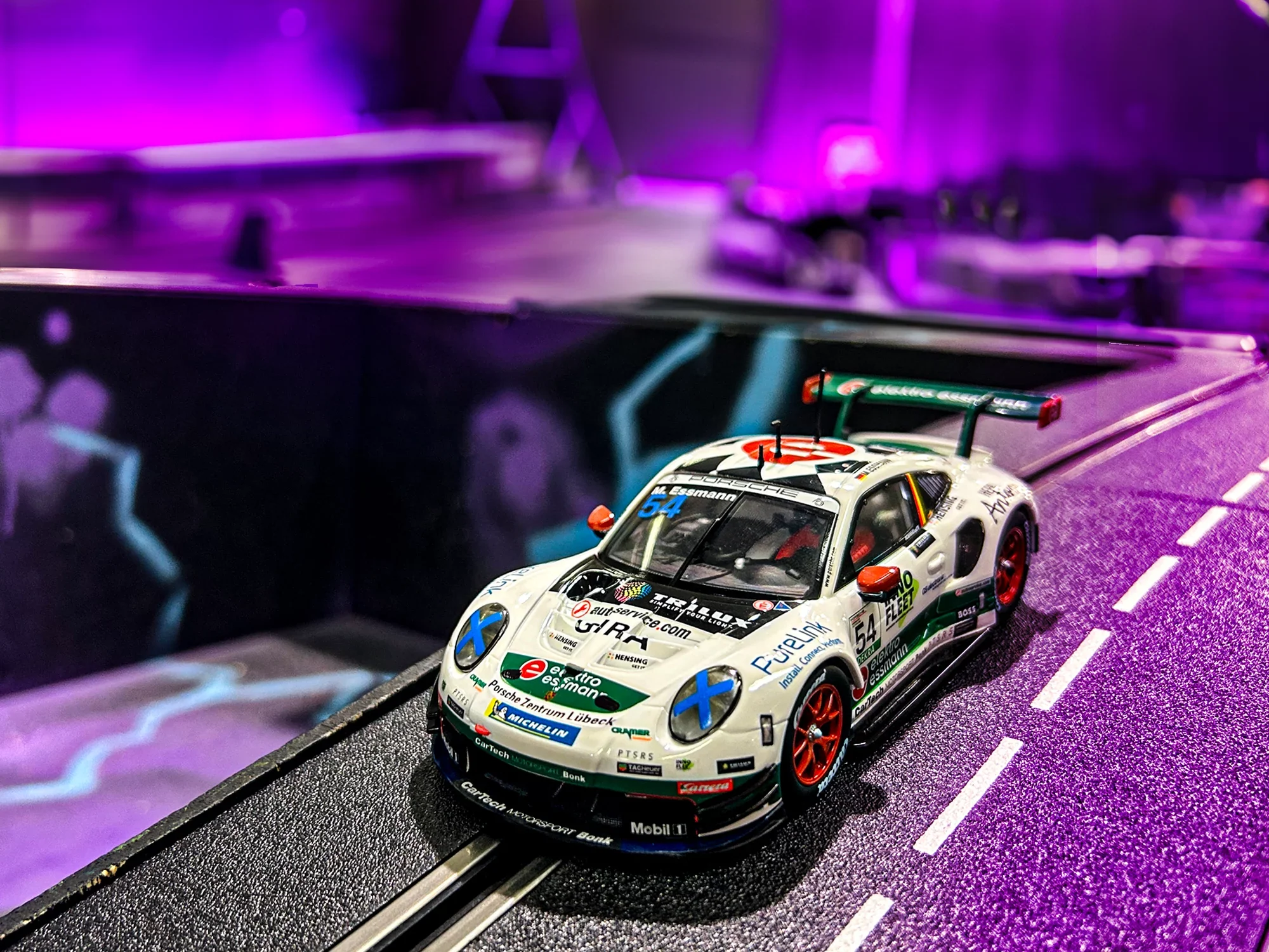 Porsche 911 "CarTech Motorsport Bonk, M. Essmann, No.54” - Image 2