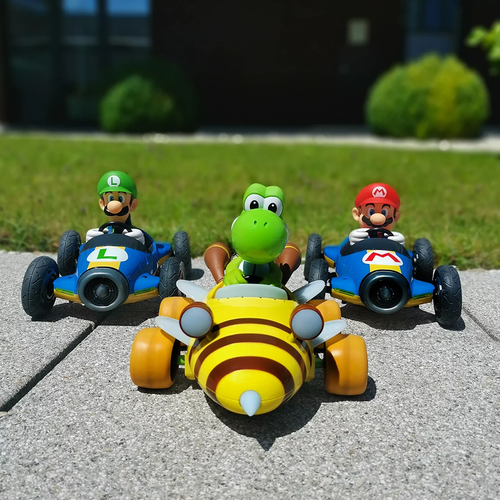 2,4GHz Mario Kart™ Bumble V, Yoshi - Image 5