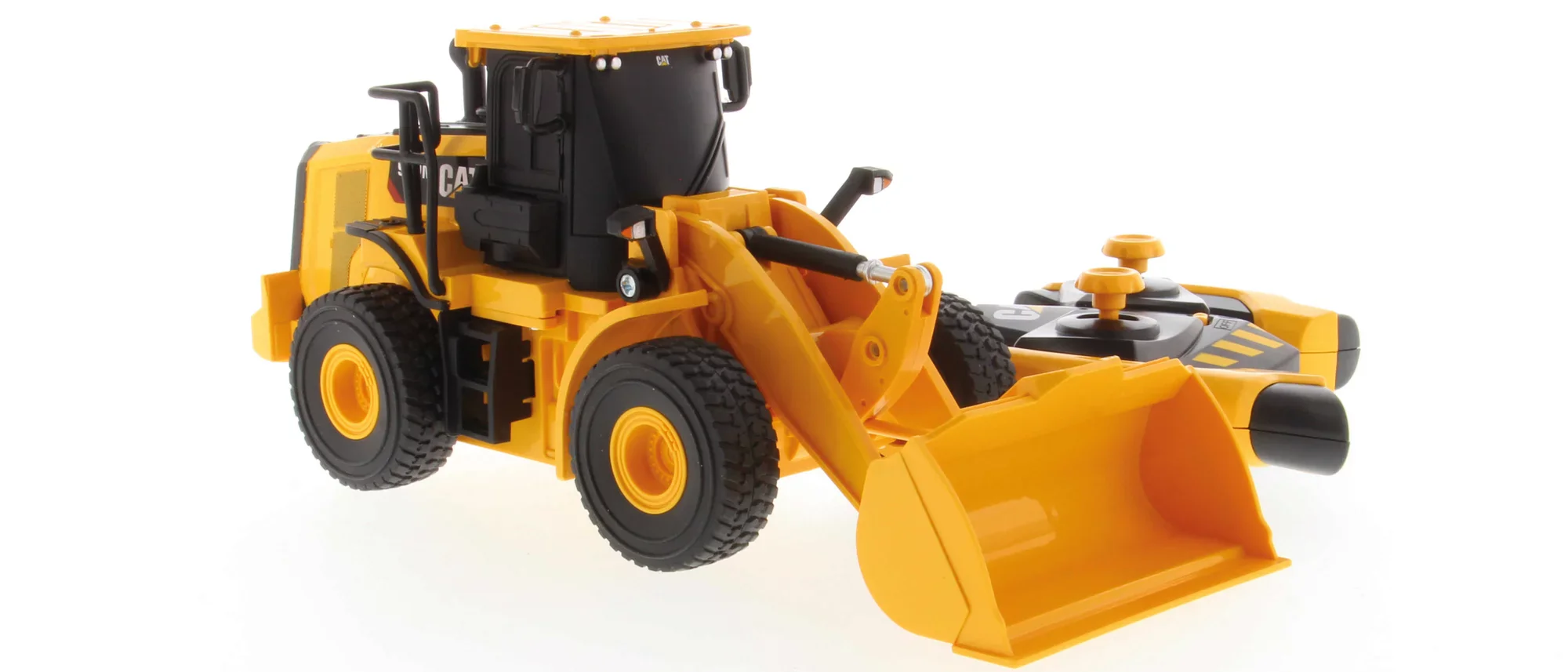 1:35 RC Cat® 950M Wheel Loader (B/O) - Image 25