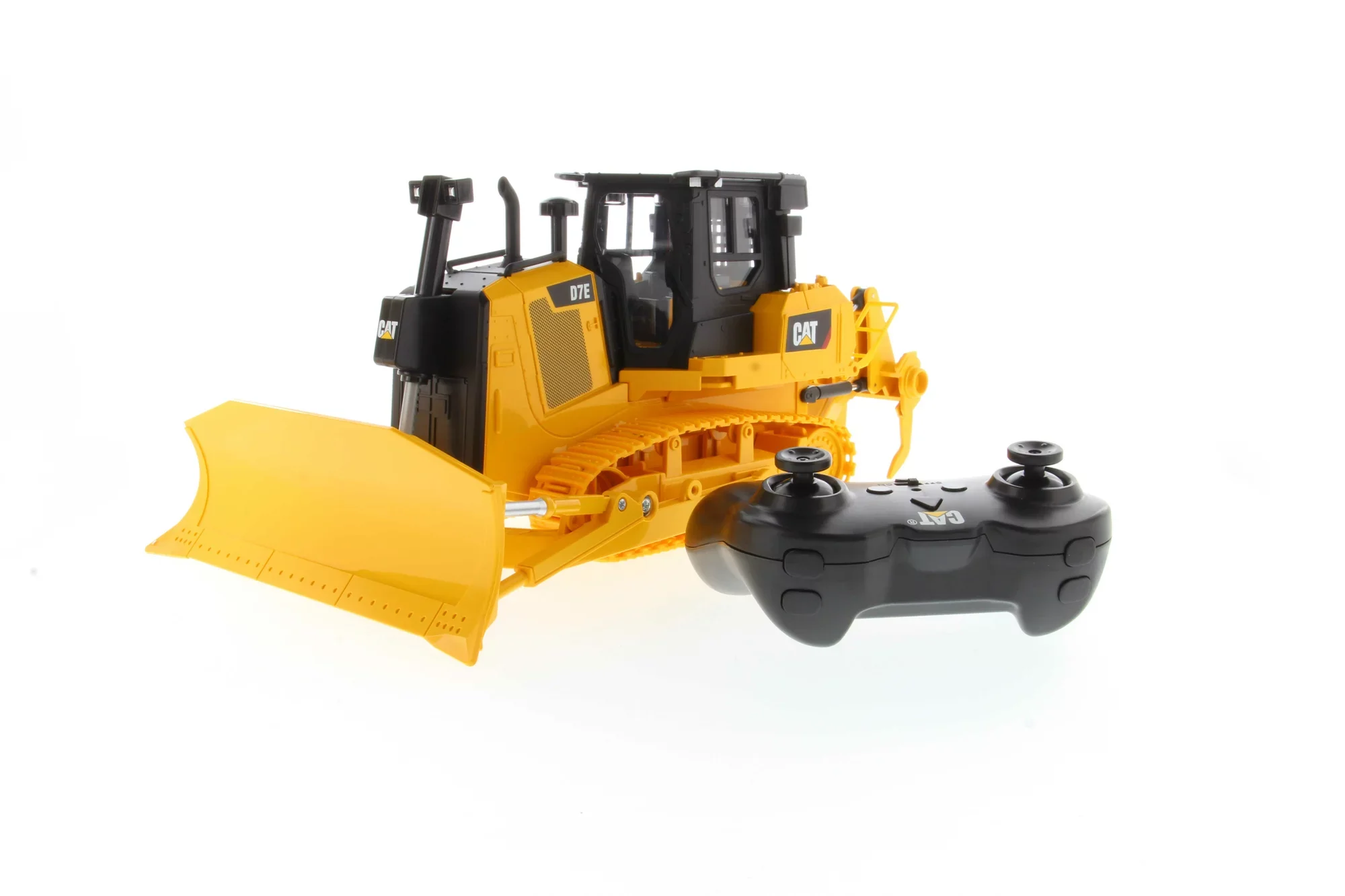 1:24 RC Cat® AT D7E Track Type Tractor