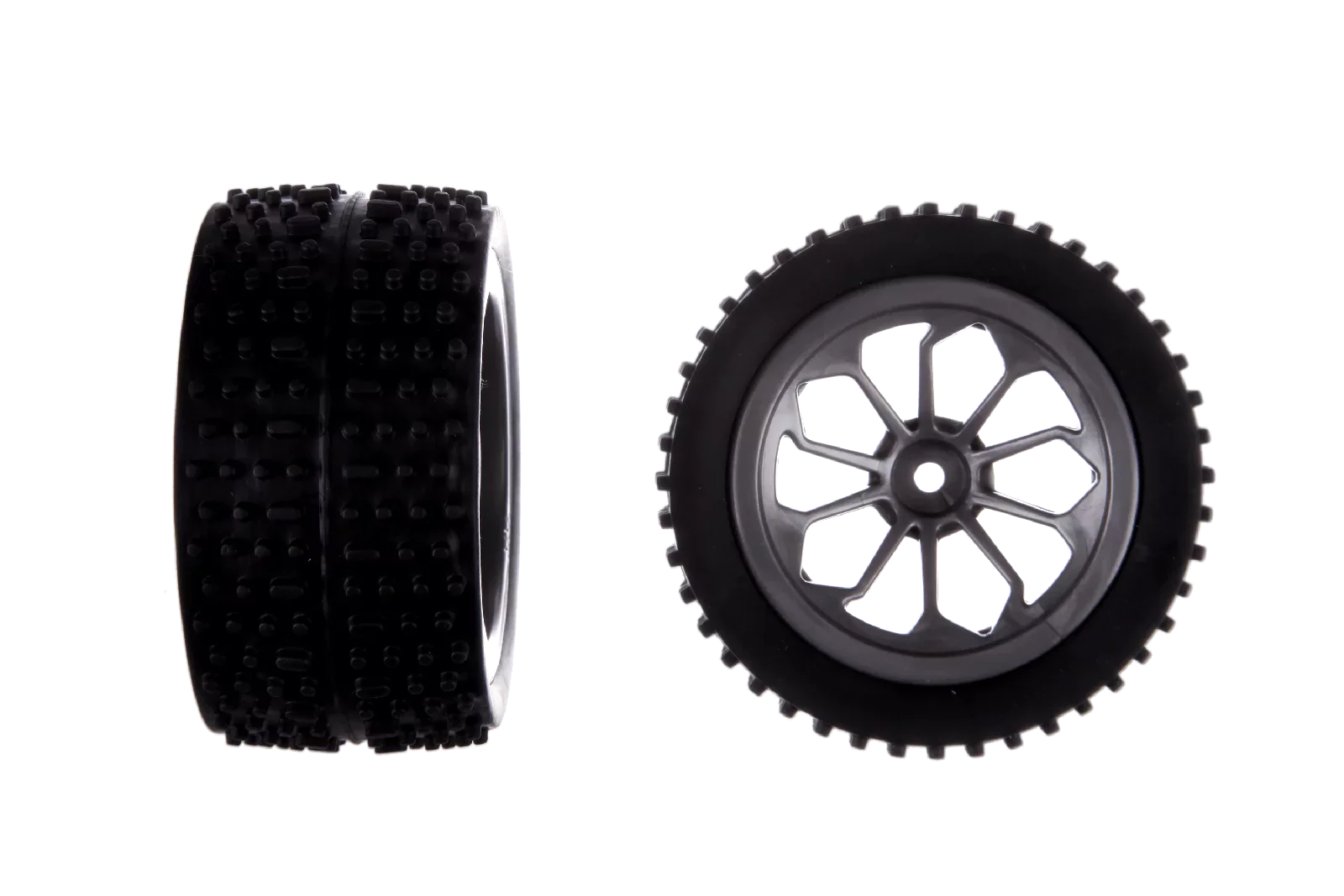 2 rear tyres with wheel rims for 204003
