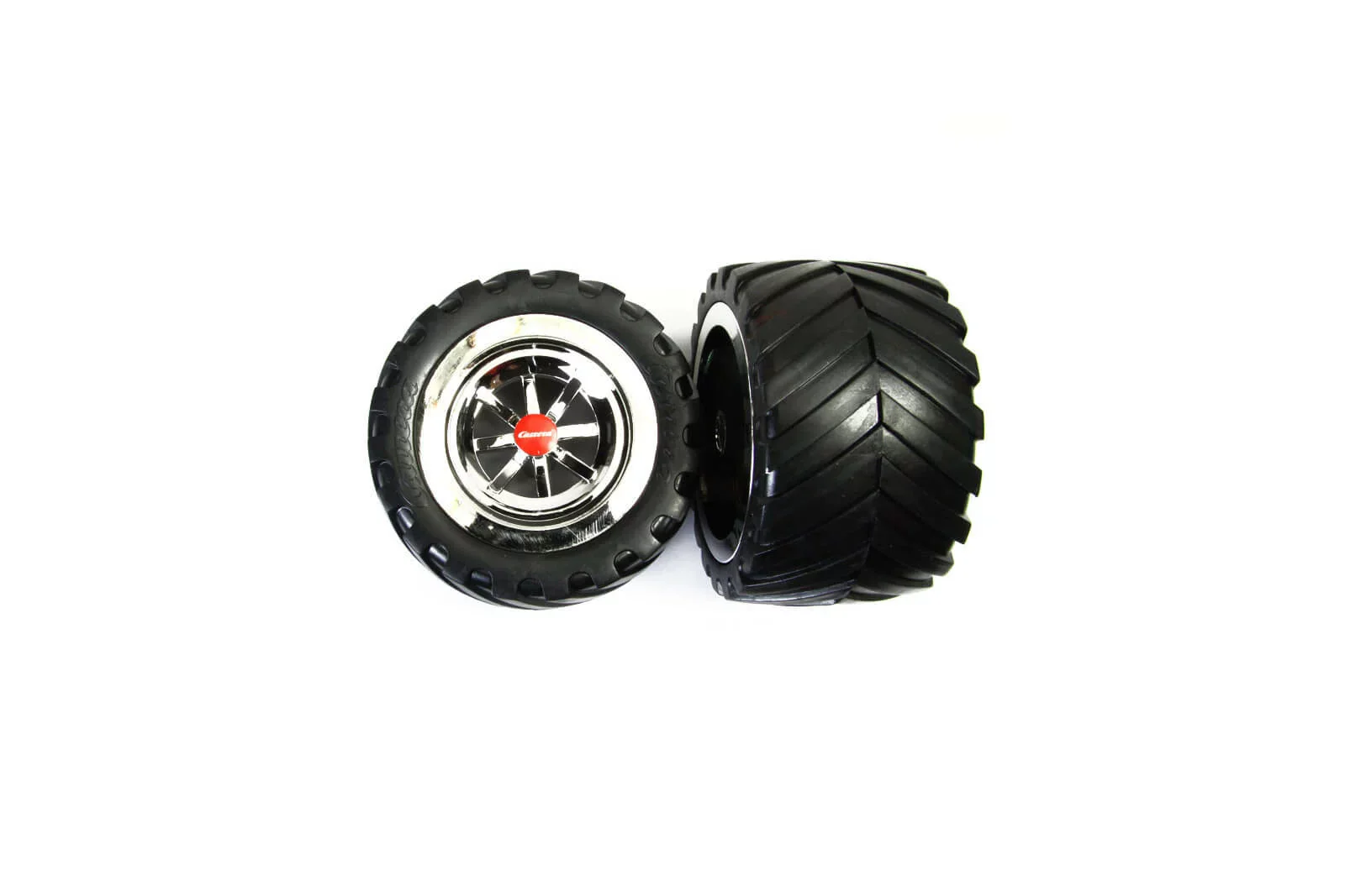 2 rear tyres with wheel rims for X-Treme (140006)